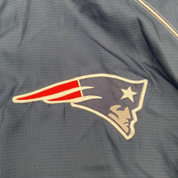 NFL NEW ENGLAND PATRIOTS Blue Detachable-Hoodie Full-Zip Logo Jacket in Large - Picture 14 of 16